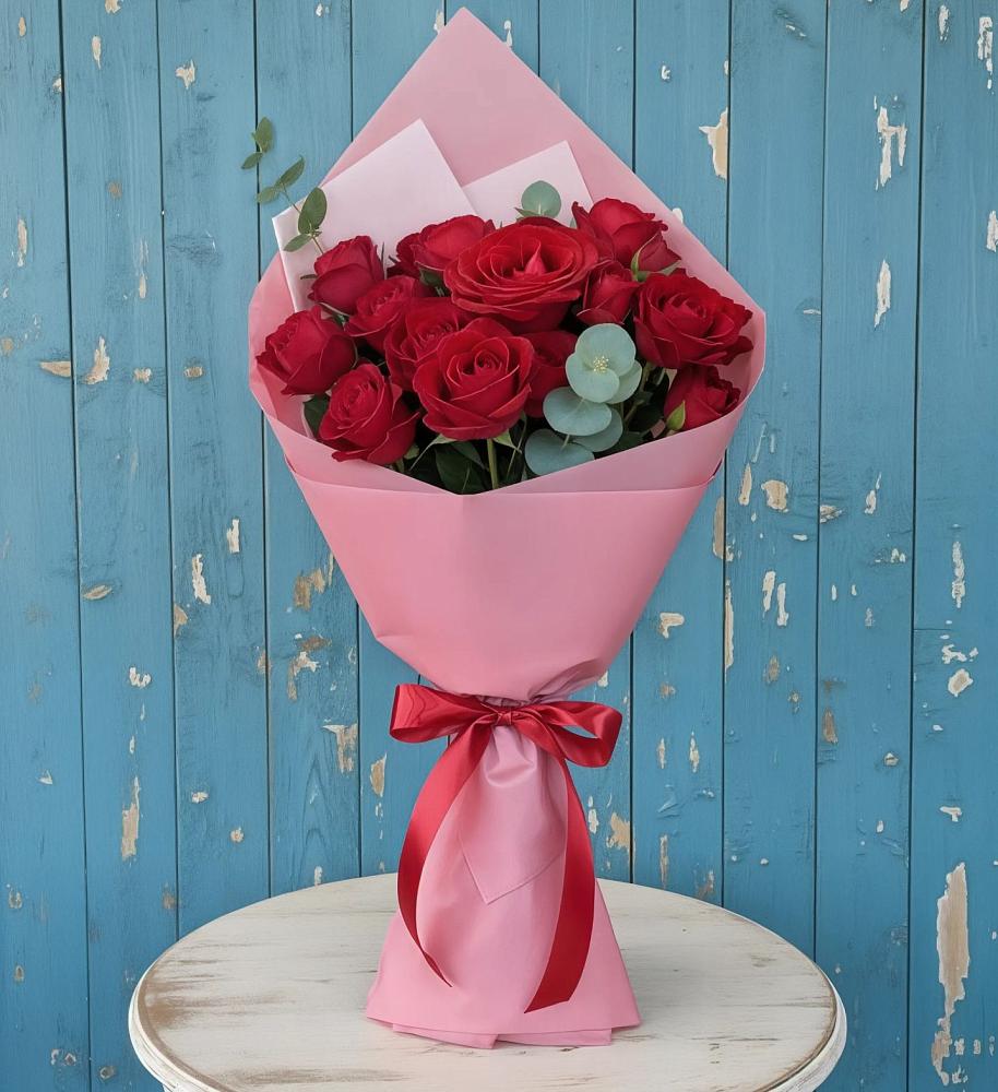 Букет цветов из: Розы в Магадане