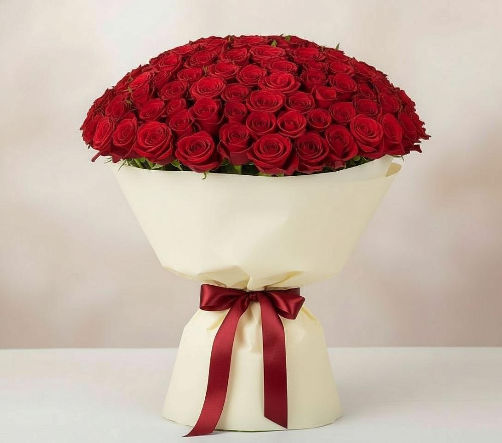 Букет 101 Красная роза Милано в Магадане
