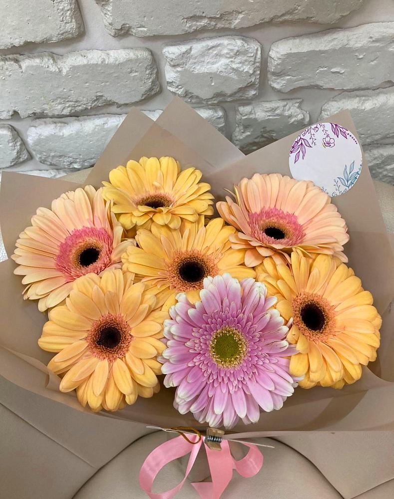 Букет цветов из: Герберы в Магадане