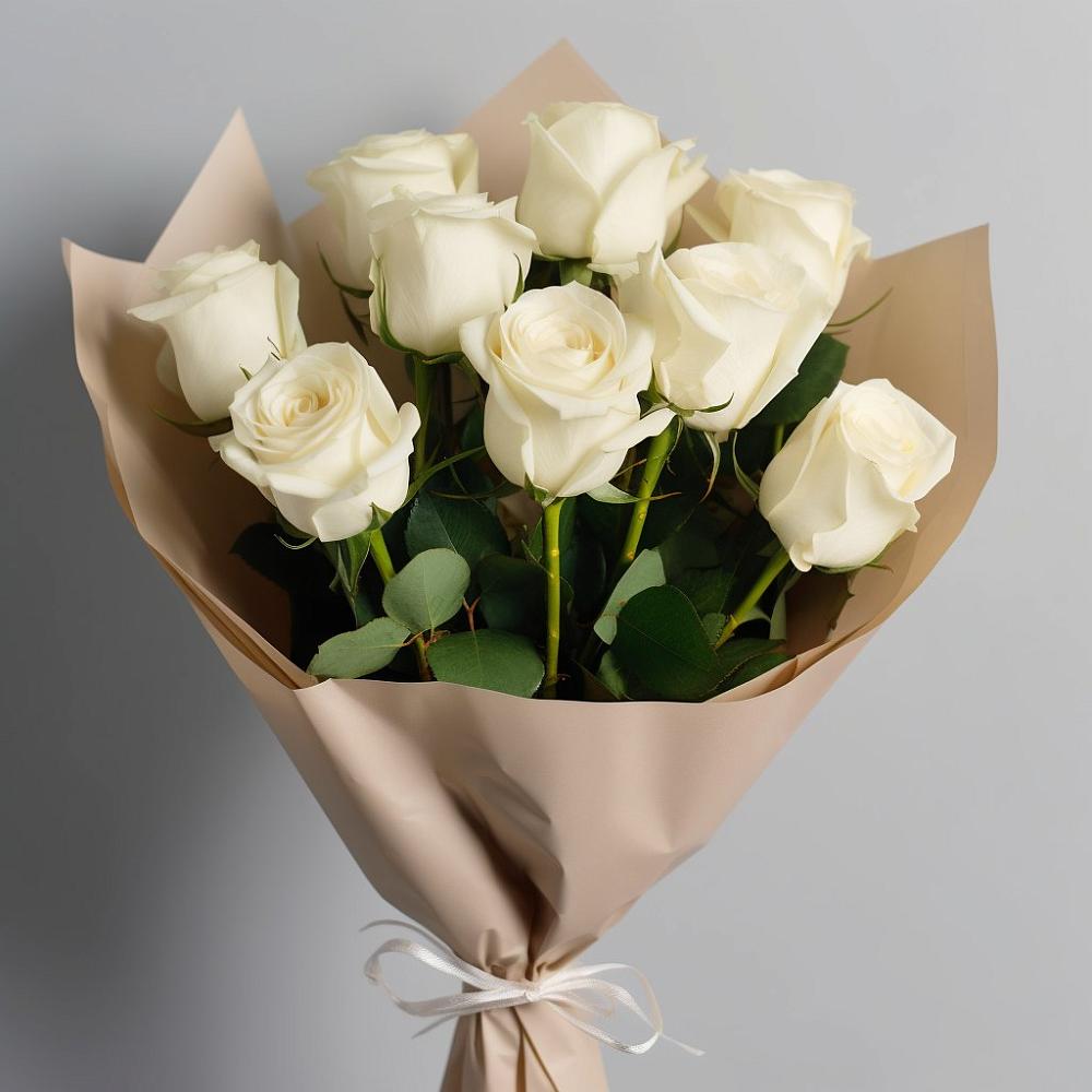 Букет 9 Белых роз Эдлесс Лав в Магадане