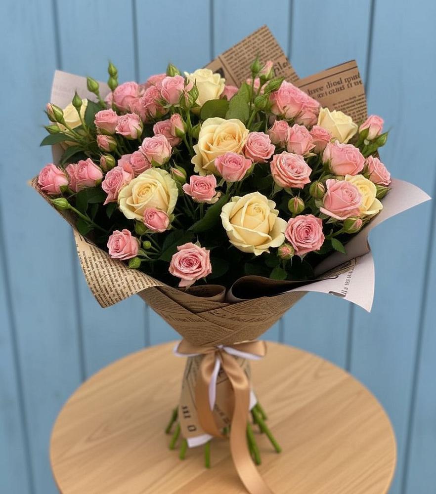 Букет цветов из: Розы в Магадане