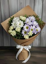 Букет цветов из:  Хризантемы и Розы в Магадане