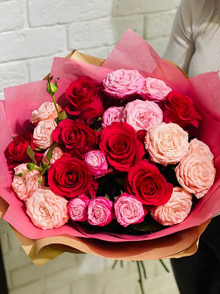 Букет цветов из: Розы в Магадане