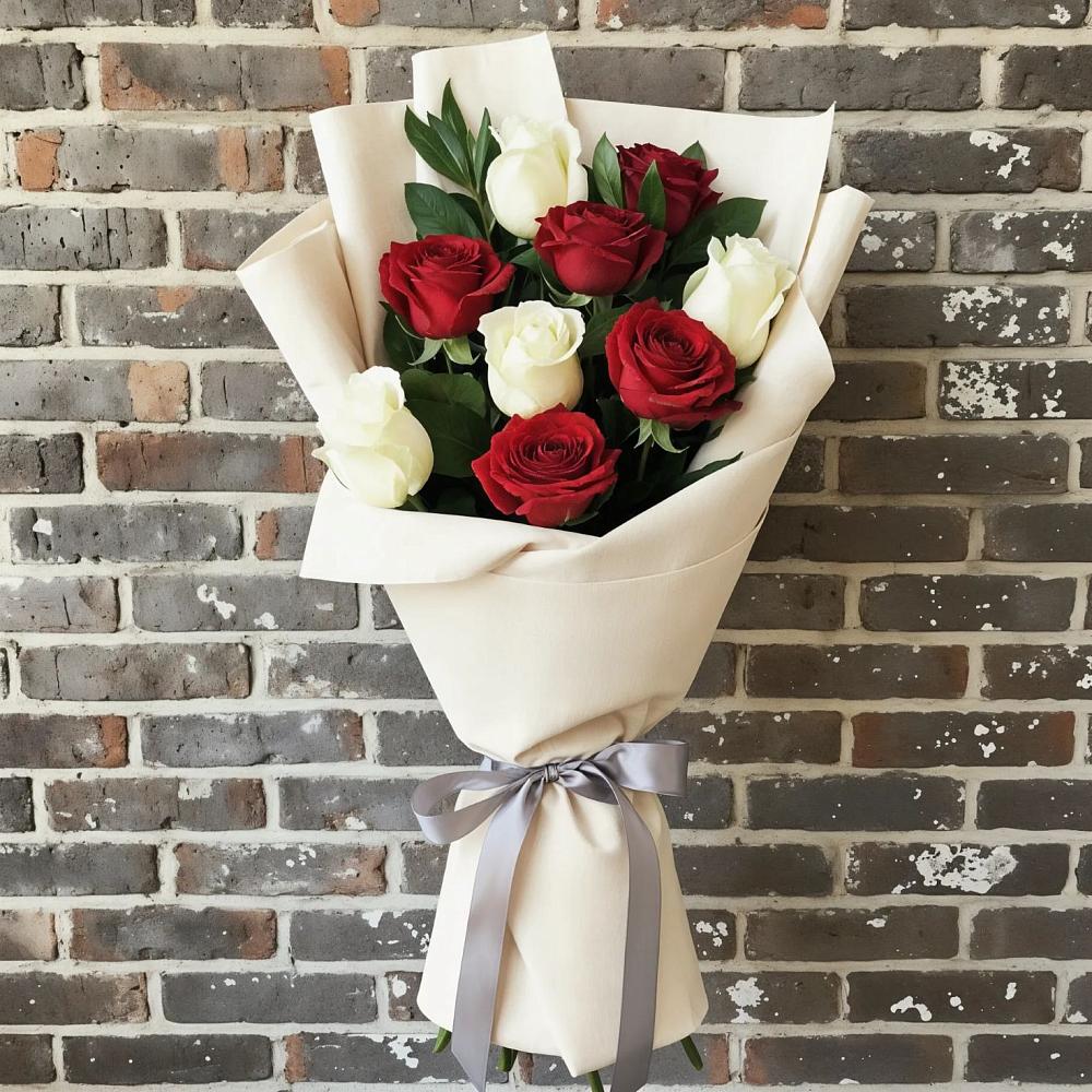 Букет цветов из: Розы в Магадане