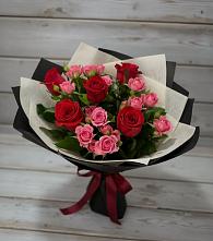 Букет цветов из:  Розы в Магадане