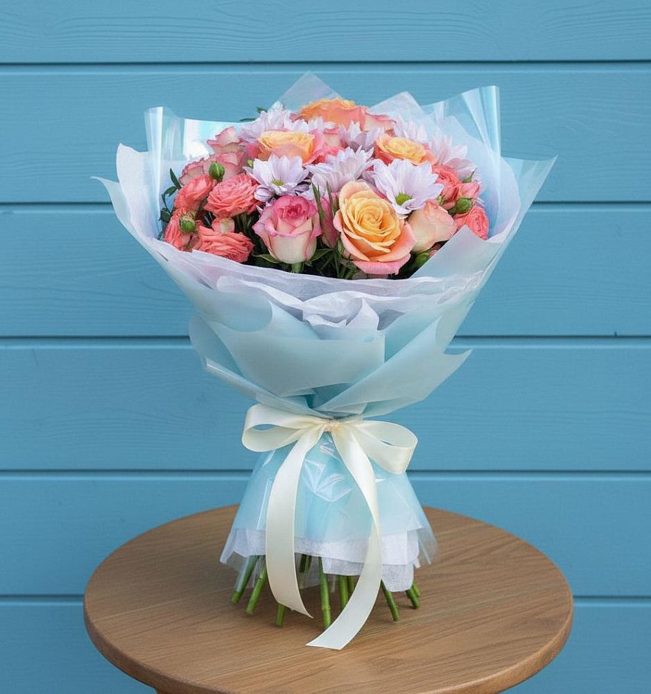 Букет цветов из: Хризантемы и Розы в Магадане