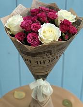 Букет цветов из:  Розы в Магадане