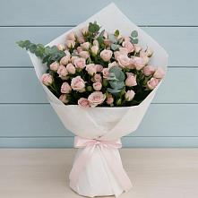 Букет цветов из:  Розы в Магадане