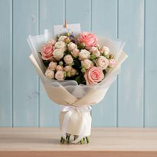 Букет цветов из:  Розы в Магадане