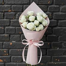 Букет цветов из:  Розы #REPLACE_PRED# Магадане